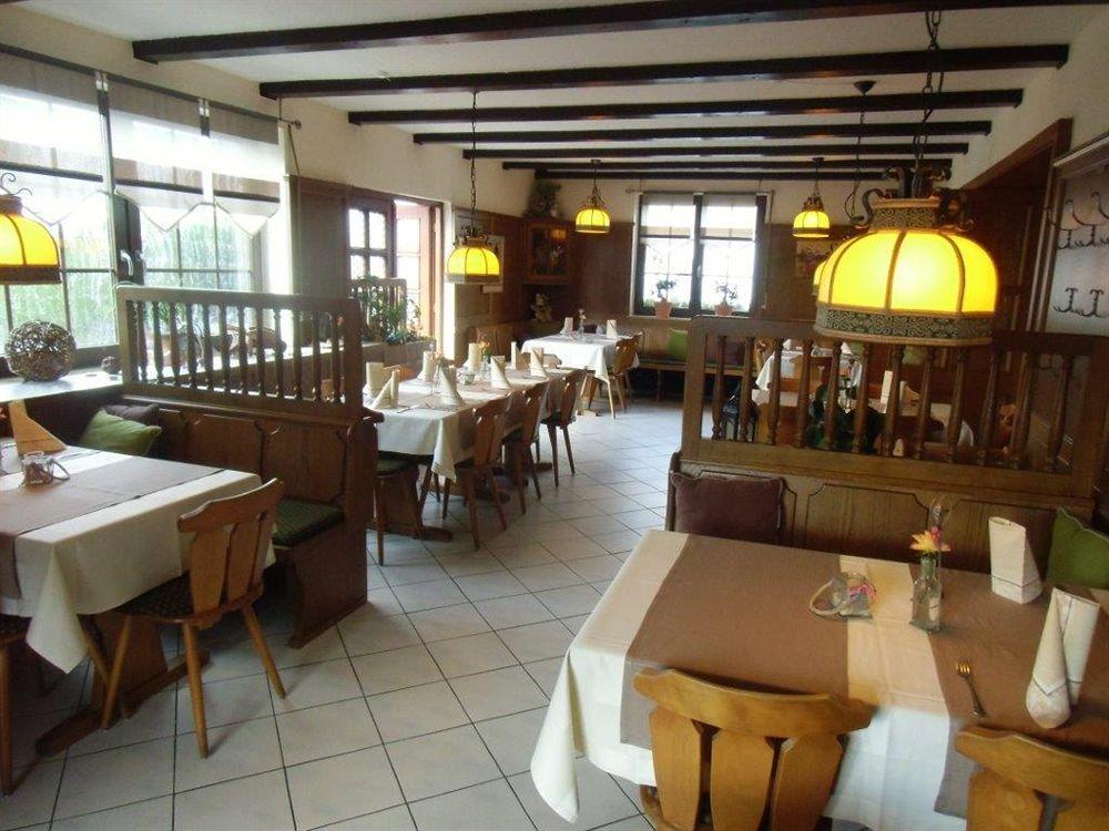 Landgasthof Niebler 3* Adelsdorf